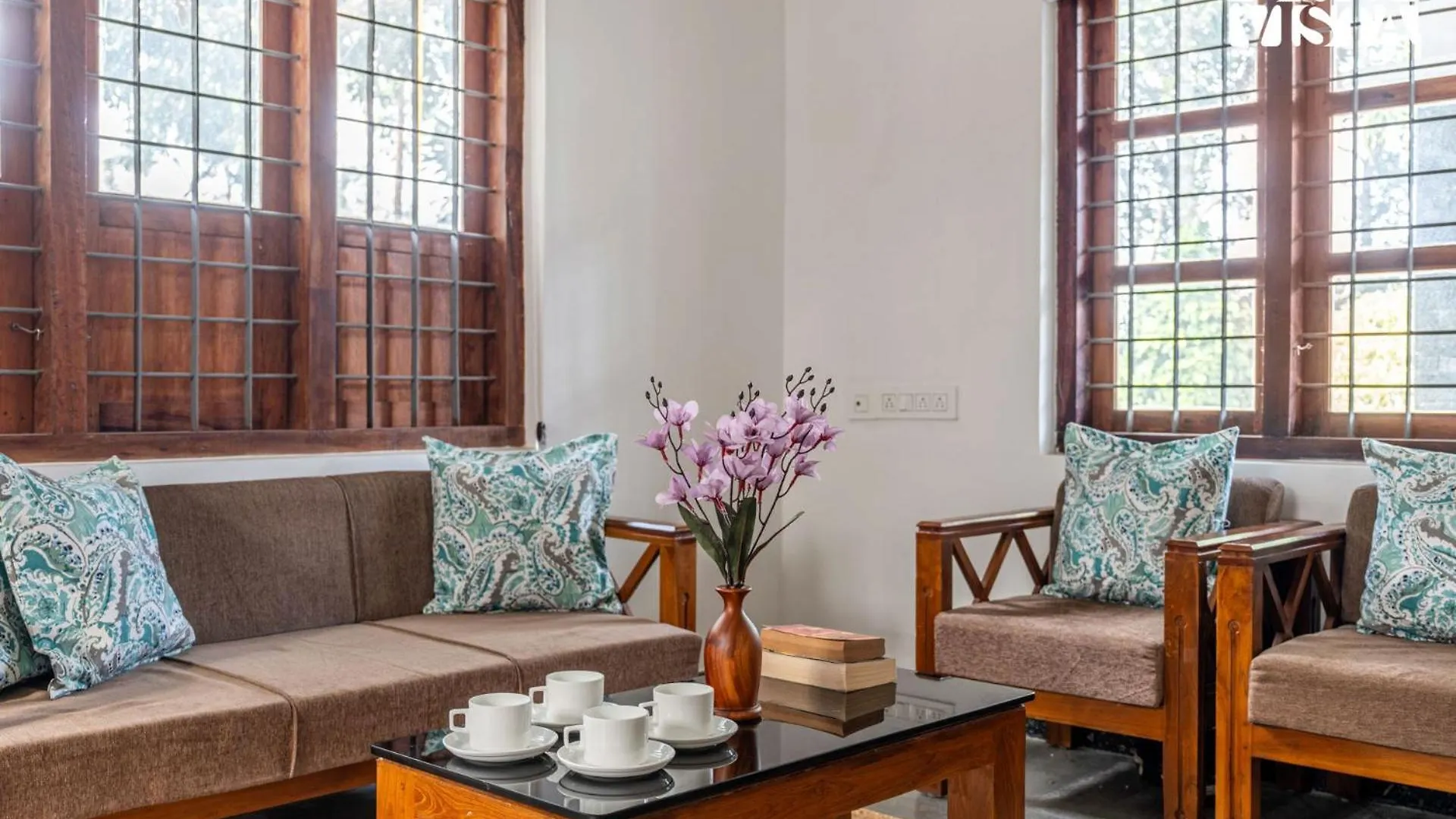 Stayvista At Misty Village - Bbq, Bonfire & Meals Pooppara 0*,  India